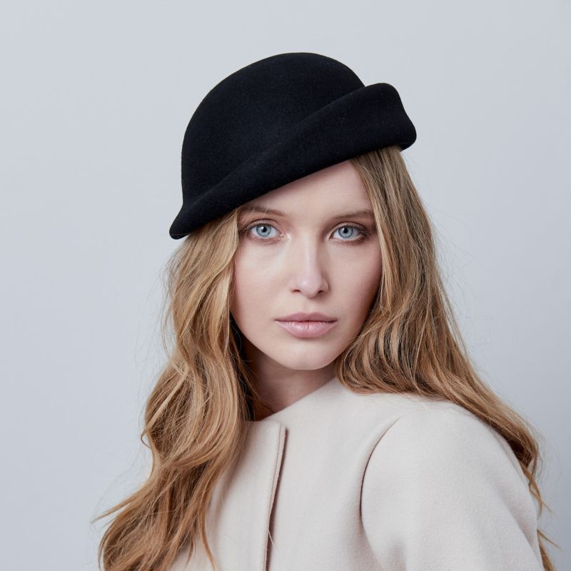 Elegant Cocktail Hat image