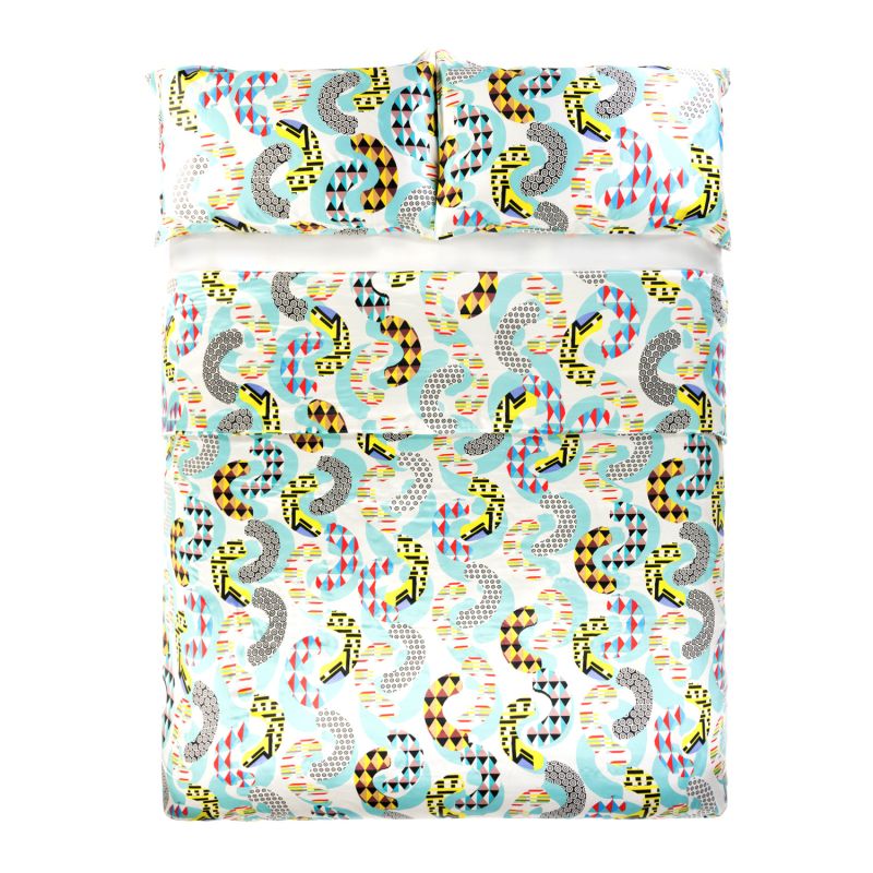 Multicolor Geometric Silk Duvet Cover image