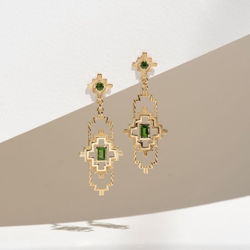 Munay Earrings Gold Chrome Diopside image