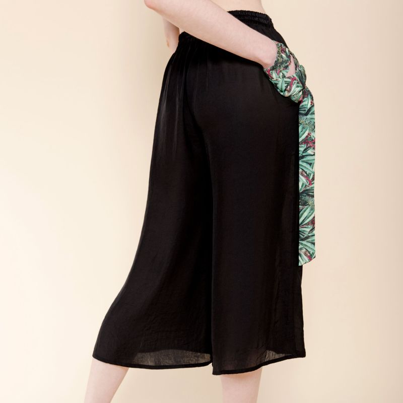 Makani Trousers image