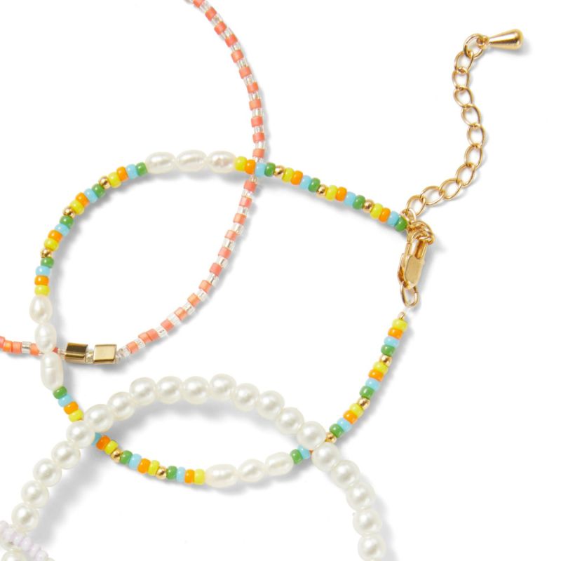 Multicolor Beaded Pearl Bracelet Set image
