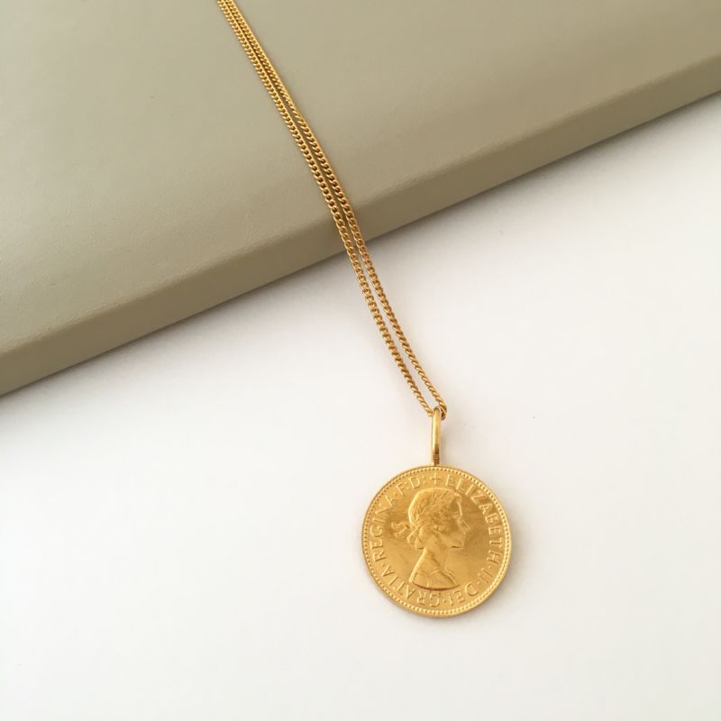 British Half Penny & Chain In Yellow Gold Plate image