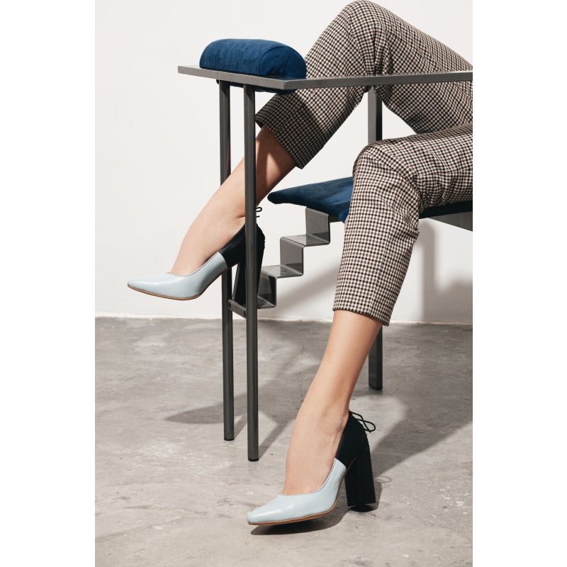 Blue black heels cheap