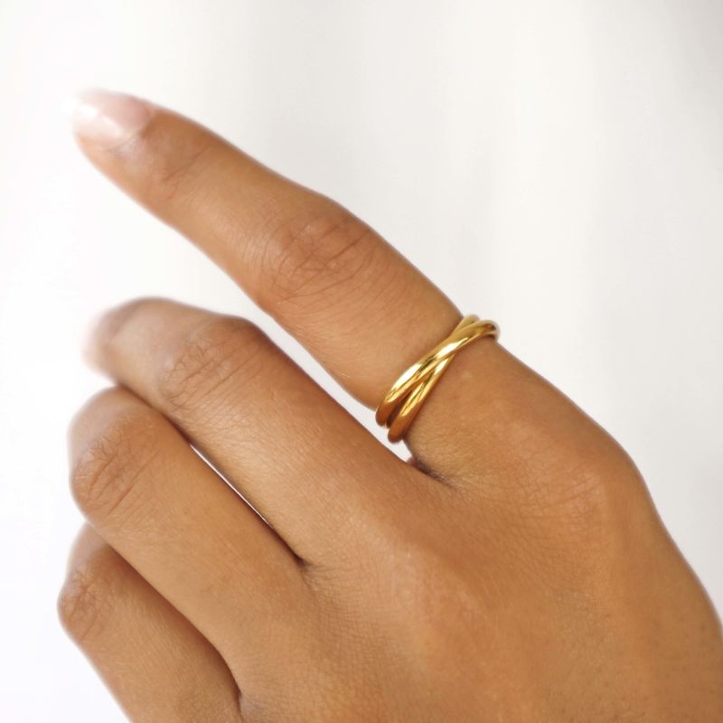 Gold Interlocked Ring image