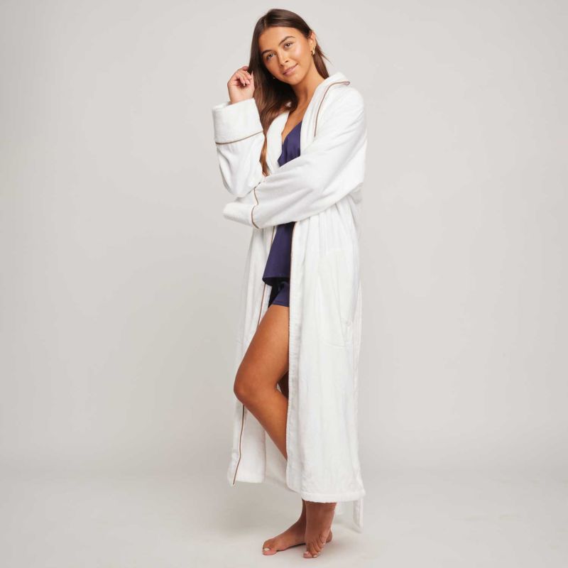 Women's Organic Cotton Velour Robe - White image