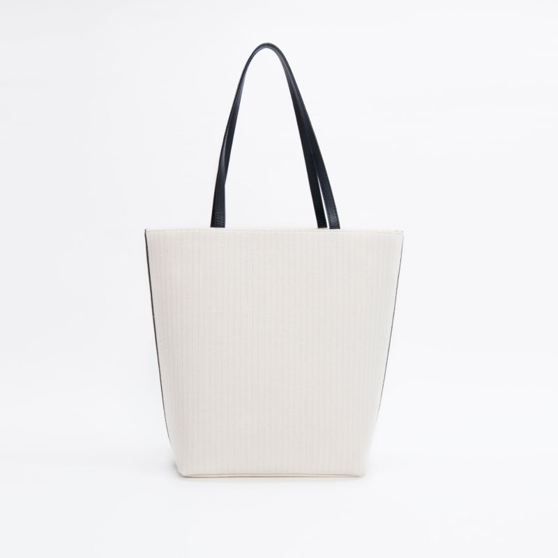 Monte Carlo Organic Cotton Tote Bag In White Dove image