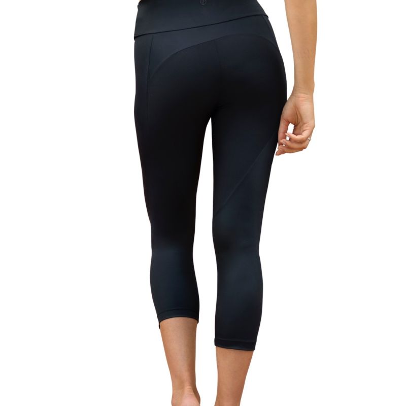 Kathmandu Crop Leggings In Onyx Black image