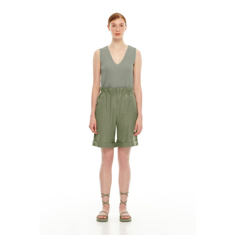 Pamira Bermuda Short Musty Green image