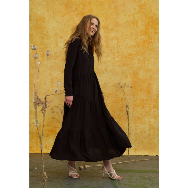 Maxi Dress Petra Black Long Tiered image