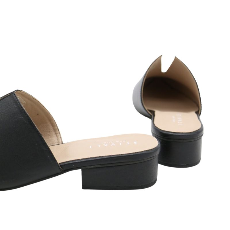 Pijao Mules In Black Leather image