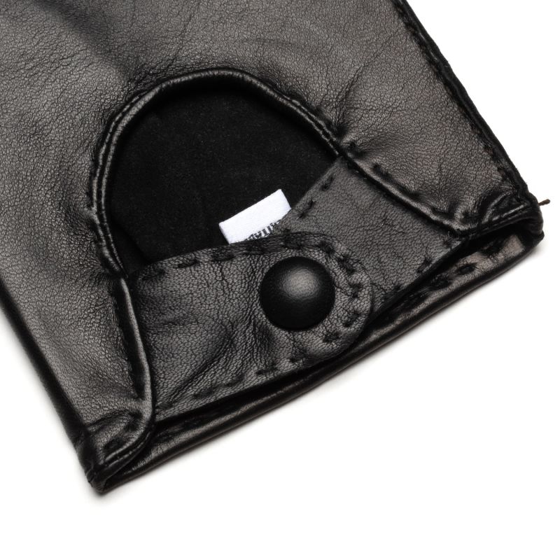 Rome - Men's Handsewn Lambskin Gloves In Black image