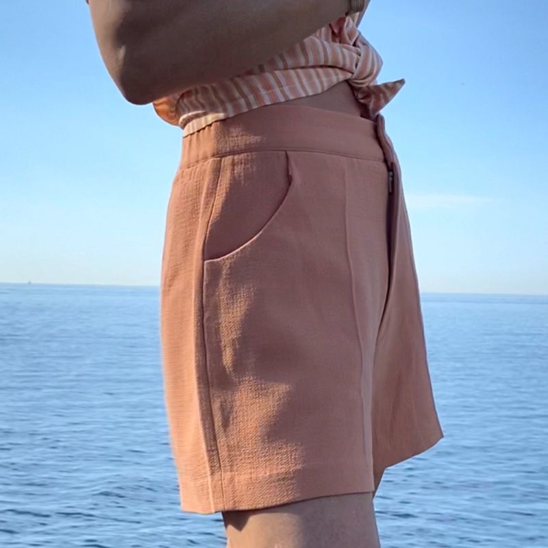 High Waisted Vintage Peach Wool Short image