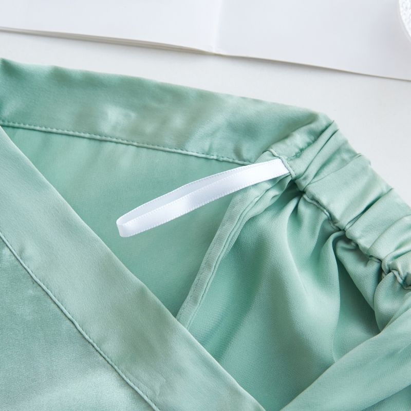 Pure Mulberry Silk Shorts High-Waisted In Jade Green image