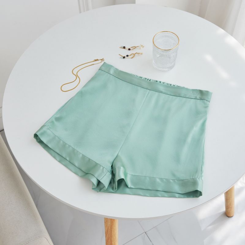 Pure Mulberry Silk Shorts High-Waisted In Jade Green image