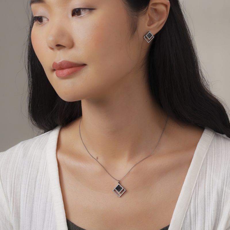 Terra Necklace In Black Jade image