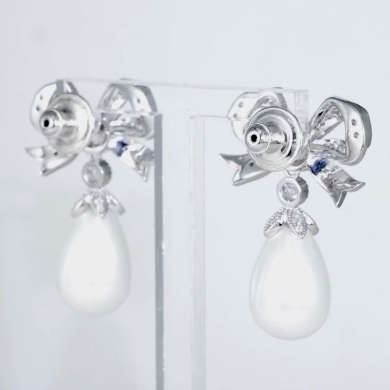 Queen Bow & Pearl Drop Silver Earrings image