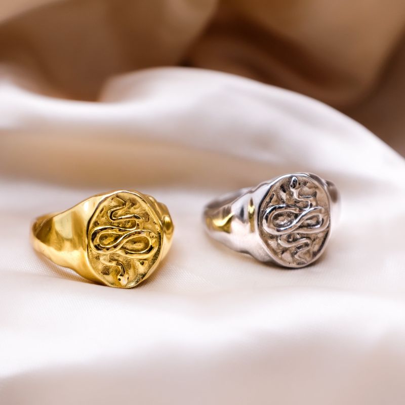 Snake Signet Ring - Gold image