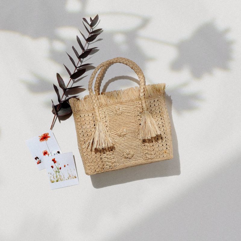 Lucie Raffia Basket - Natural image