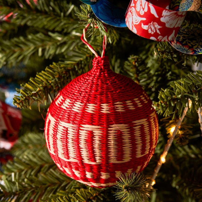 Red Patterned Christmas Tree Baubles Pack Of 3 8cm Washein Wolf
