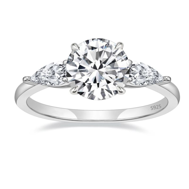 Round Brilliant Three Stone Platinum Ring image