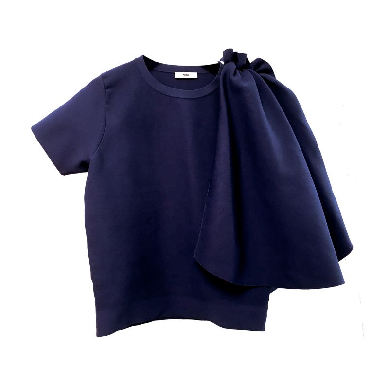 Ruffles Minimal Knit Top -Navy image