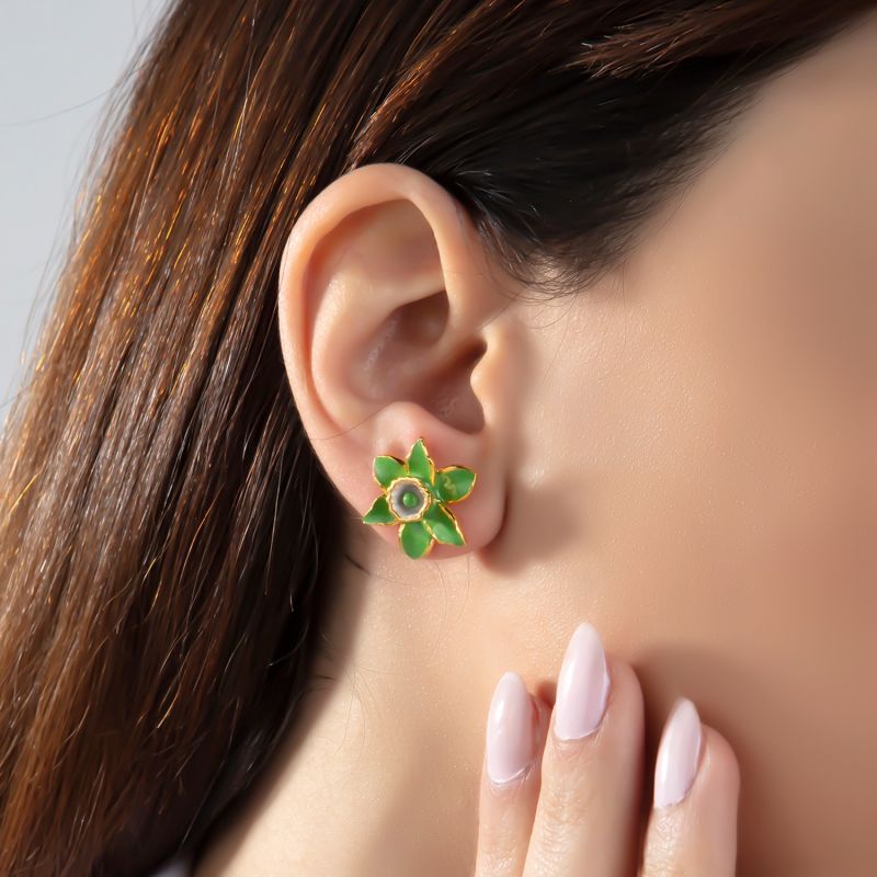 Light Green Daffodil Flower Earrings image