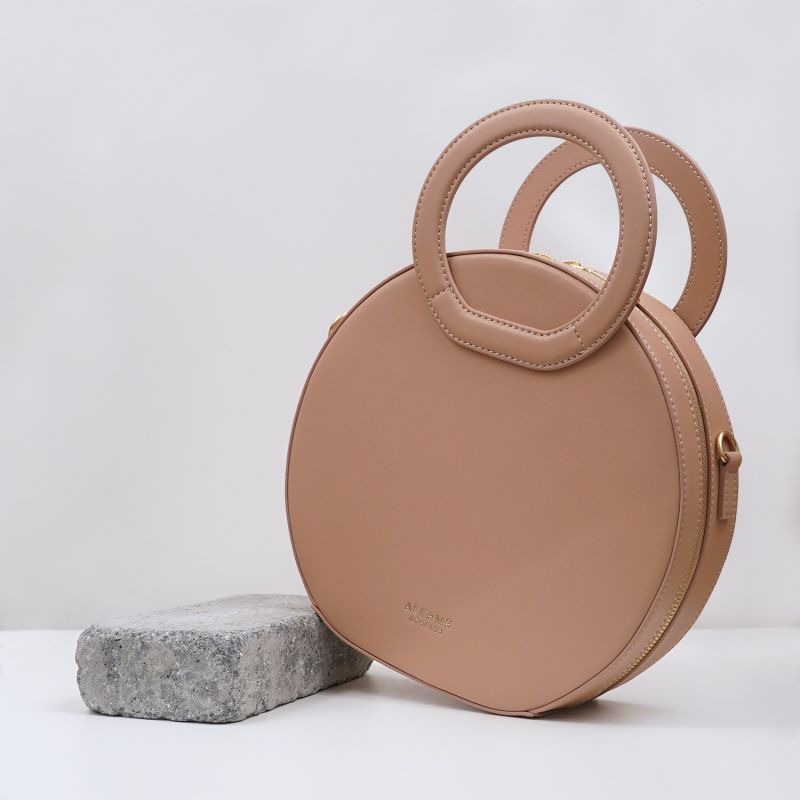 Earth Round Cross Body - Nude image