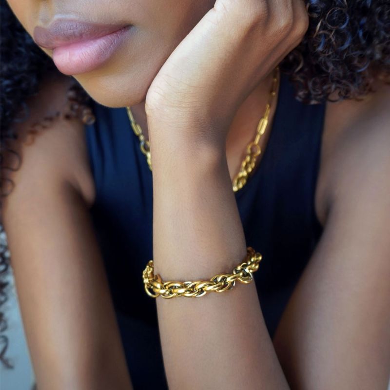 Gold Knot Bracelet image