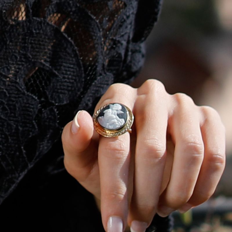 Cherubino Cameo Ring image