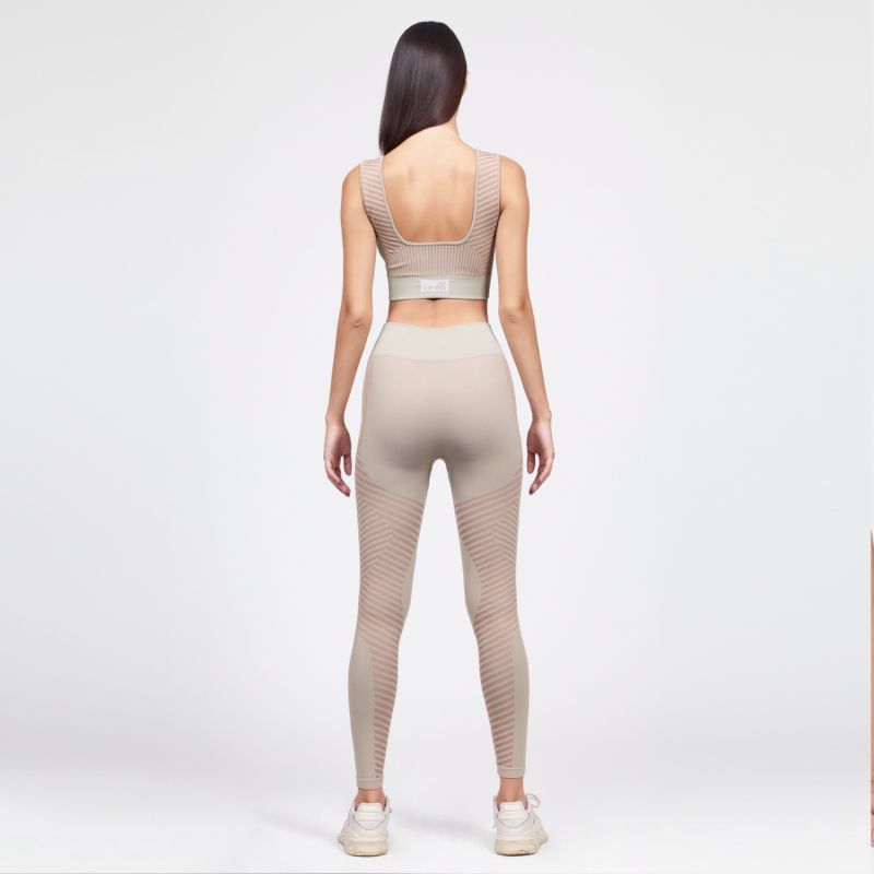 Compression Legging image