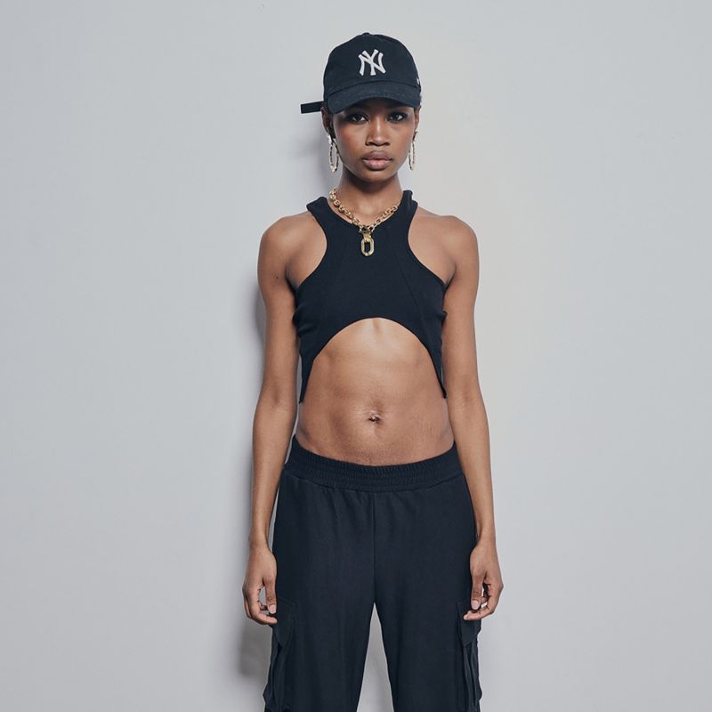 Shally Cropped Tank-Black image