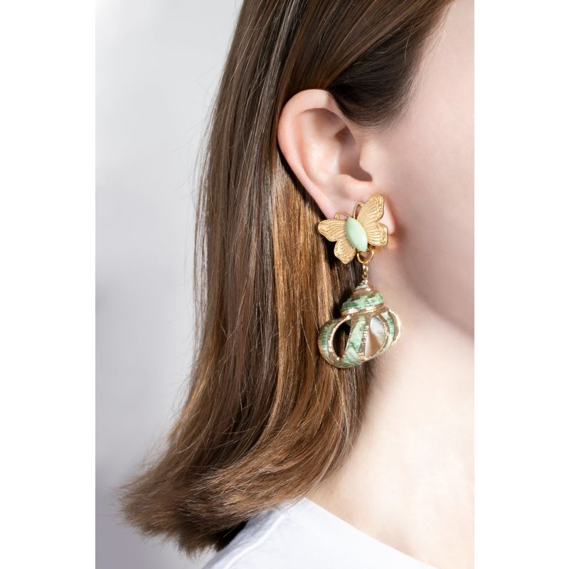 Shell Earring image