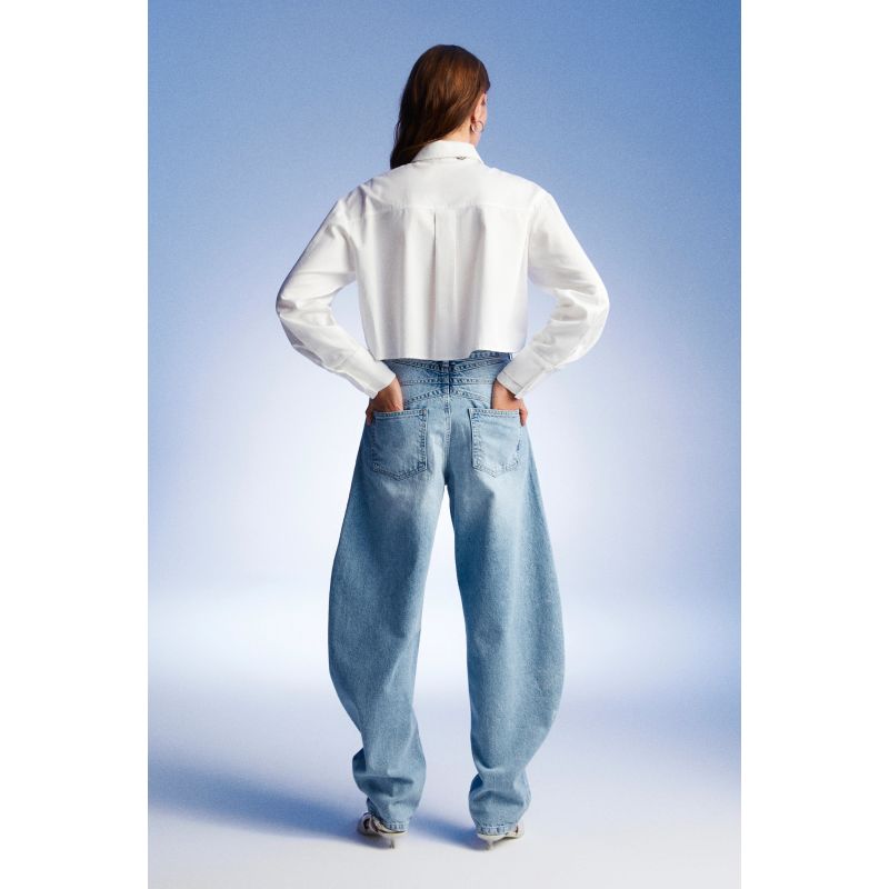 High Waisted Jeans image