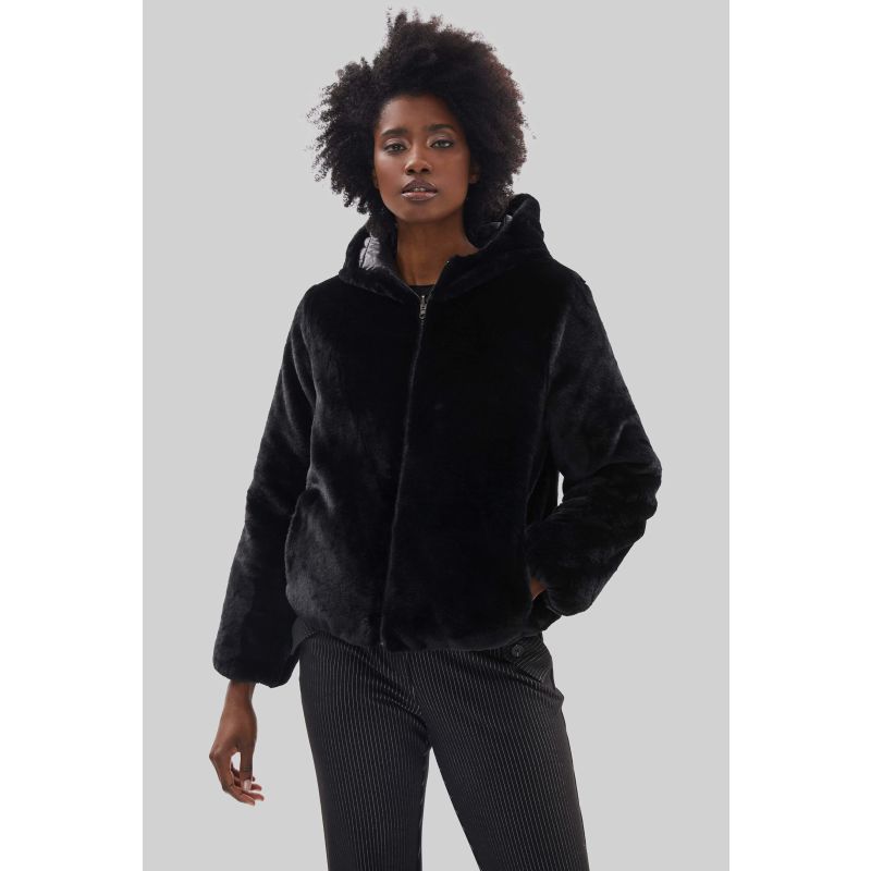 Short Reversible Faux Fur Jacket Black | James Lakeland | Wolf