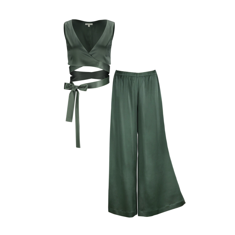 Silk Criss Cross Set 'Inona' In Rich Green image