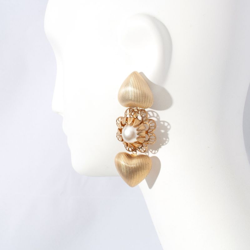 Sweetheart Earring image