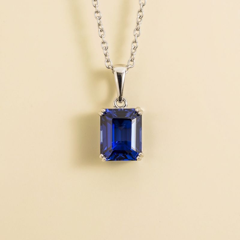 Thamani White Gold Pendant Necklace In Blue Sapphire image