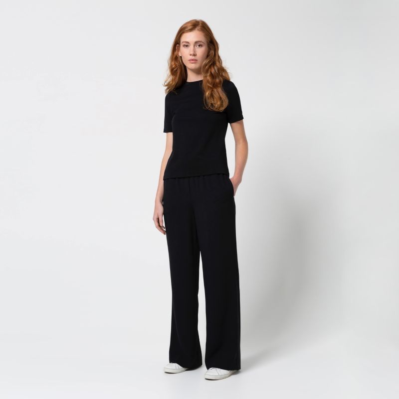 The Liapure Pull On Pants Black image