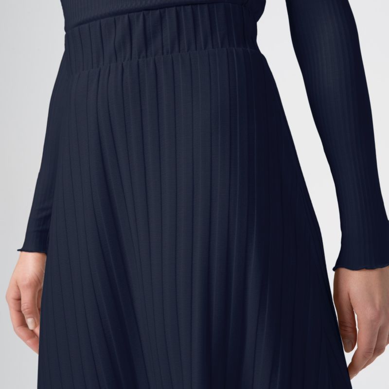 The Liapure Rib Skirt Navy image