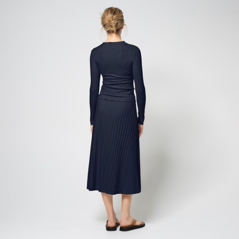 The Liapure Rib Skirt Navy image