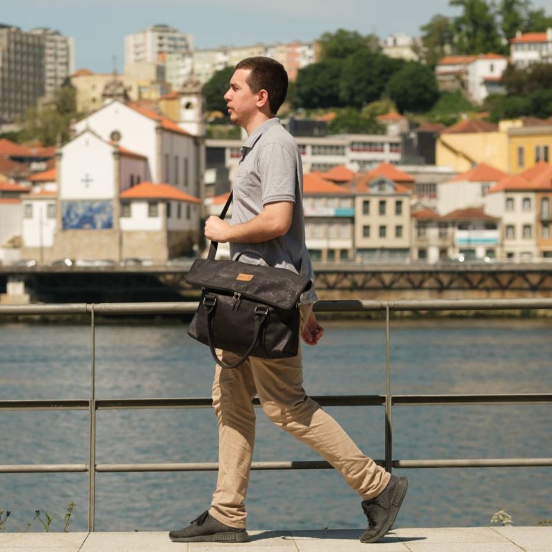 Vegan messenger bag outlet