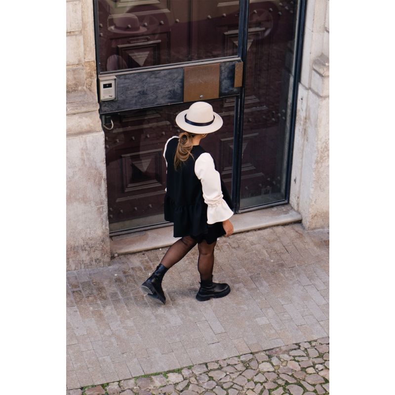 TíLia - Black & Beige Sweater With Flared Sleeves image