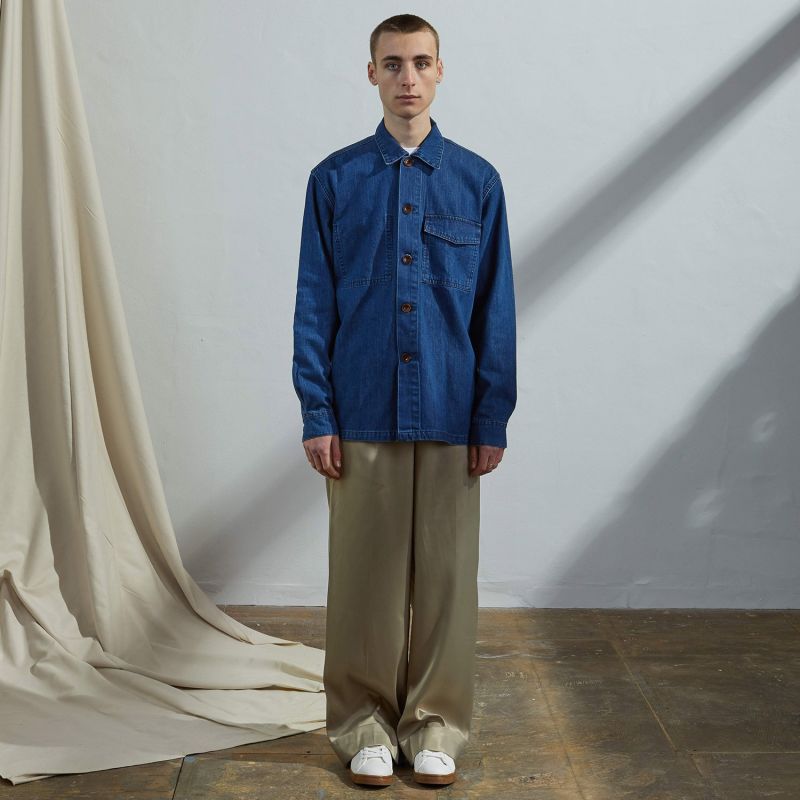 The 3003 Buttoned Workshirt - Washed Denim image