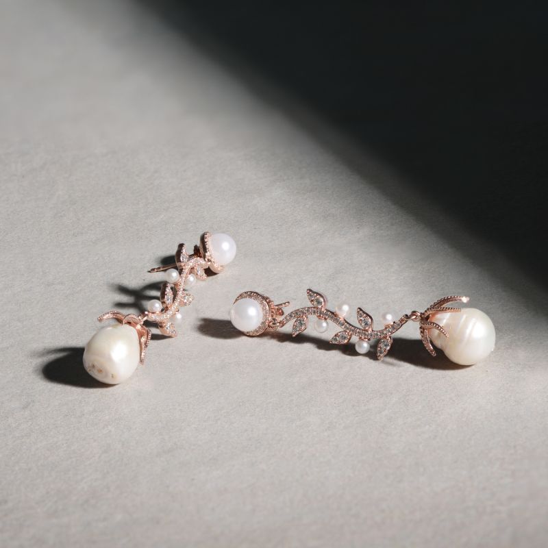 Baroque Pearl Trailing Flowers Earrings Silver image