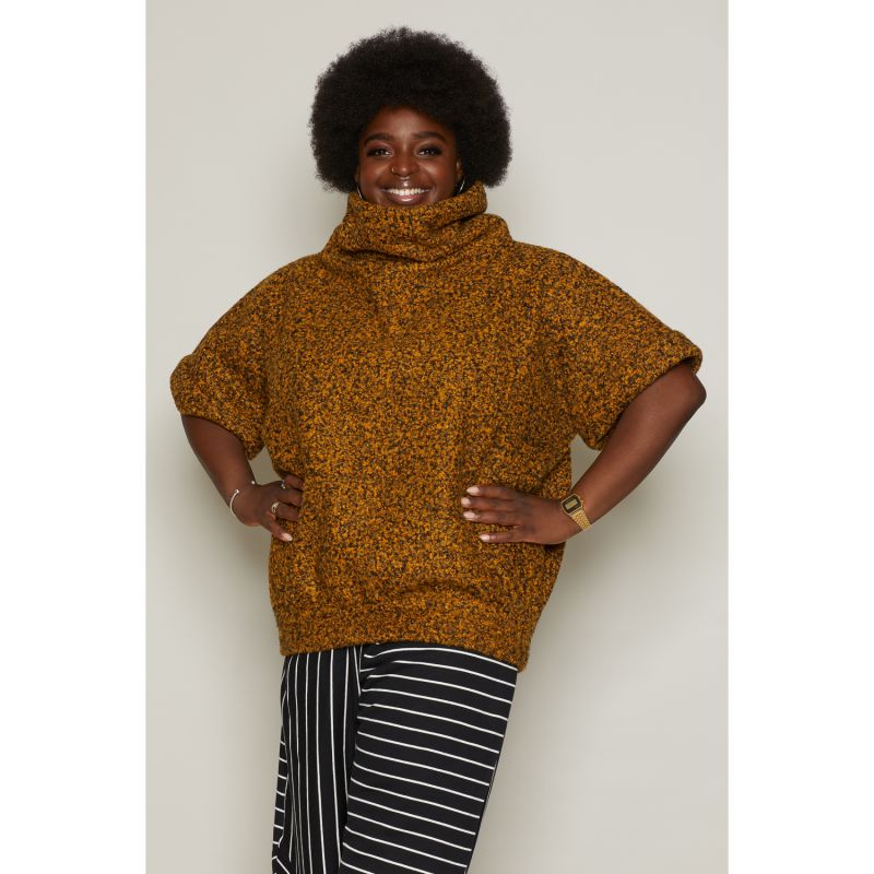 Turtleneck Paula Jumper In Gold image