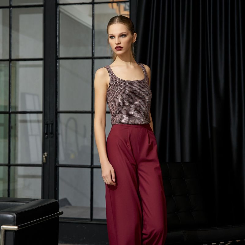 Tweed Cropped Blouse With Metallic Zipper - Burgundy image