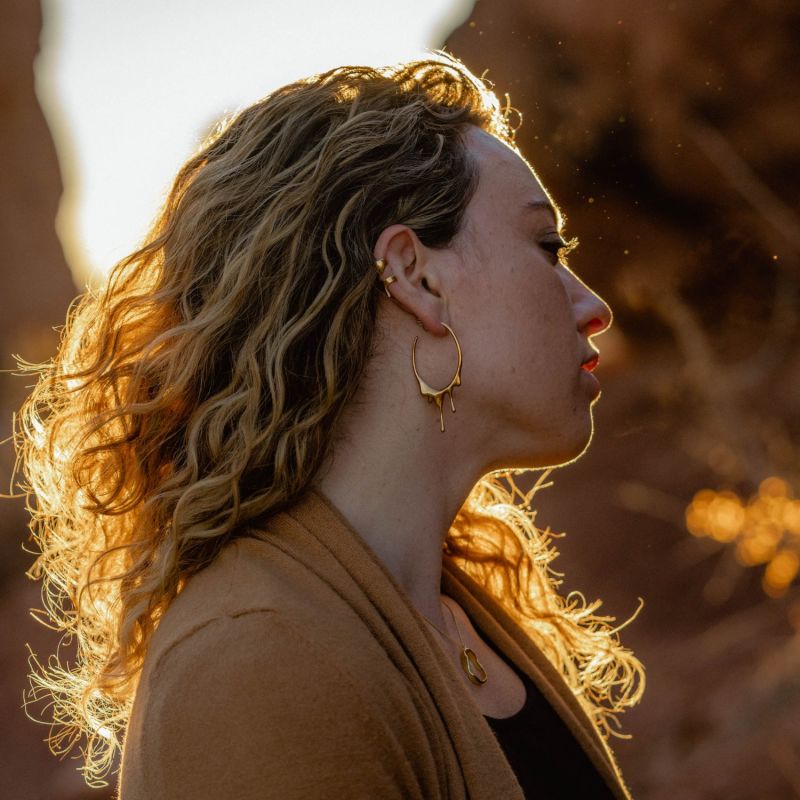 Dripping Oval M Gold Vermeil Hoop Earrings image