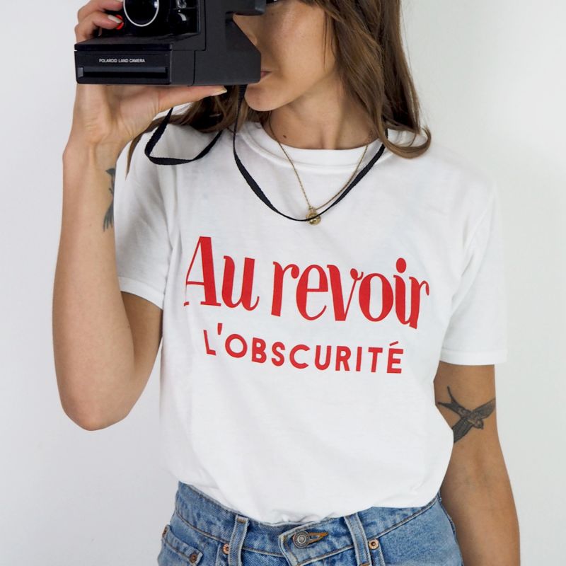 Au Revoir L'Obscurité French Retro Slogan T-Shirt image