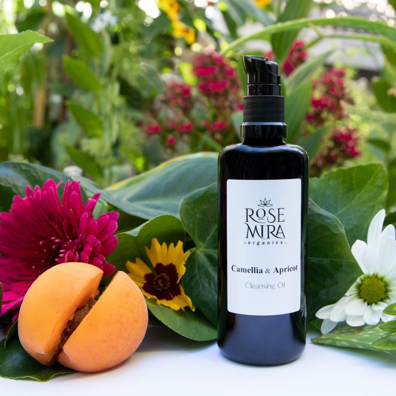 Camellia & Apricot Cleansing Oil For Dry, Mature & Sensitive Skin image