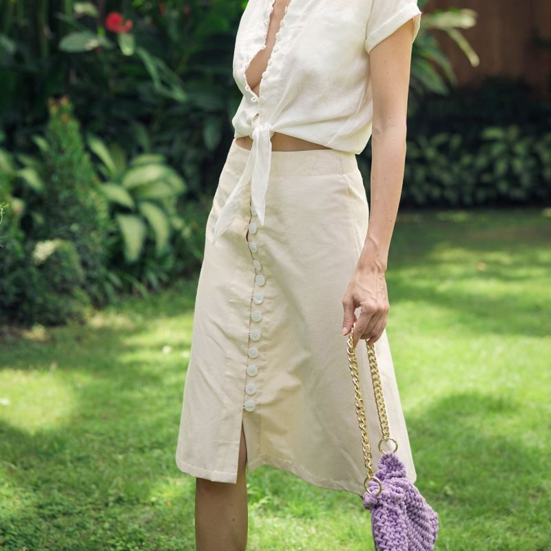 Uluru Button-Down Skirt In Off-White image